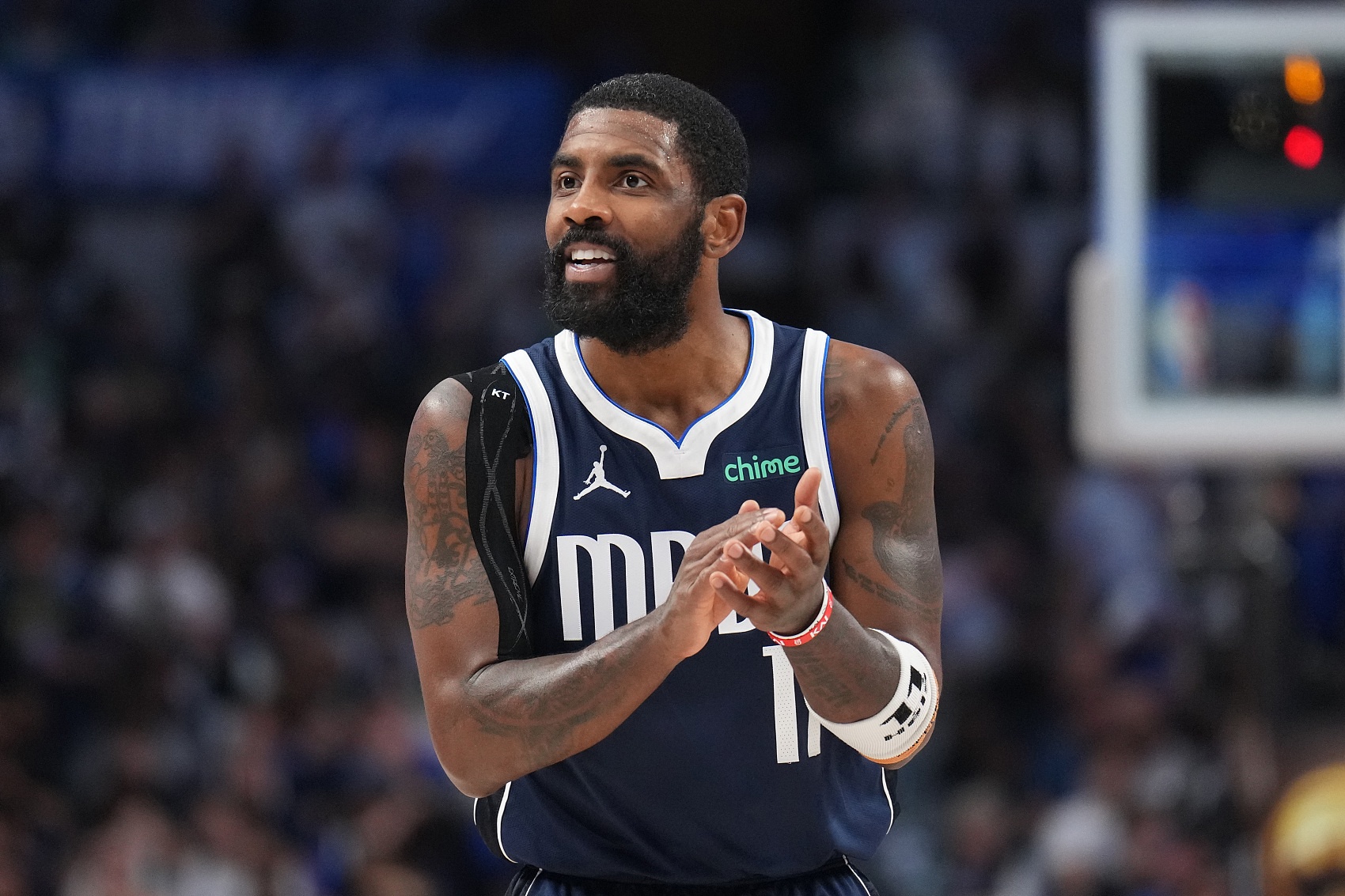 下賽季4400萬球員選項!Stein:歐文仍有望在夏天達成多年續(xù)約