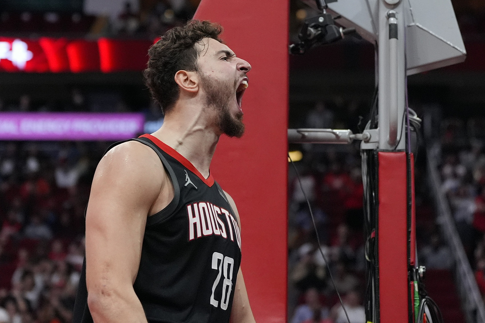 申京:我們這兩年贏得了更多尊重 有老將幫助 我們確實改變了很多