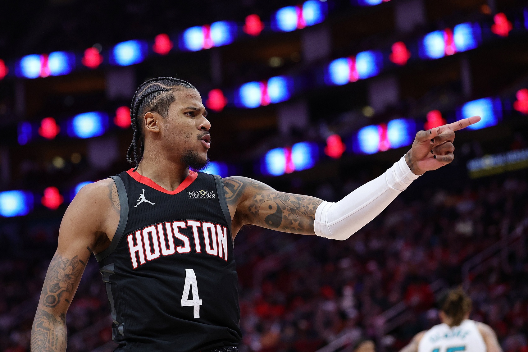 杰倫-格林:杰夫-格林的表現(xiàn)激勵我打好末節(jié) 他這個年紀不可思議