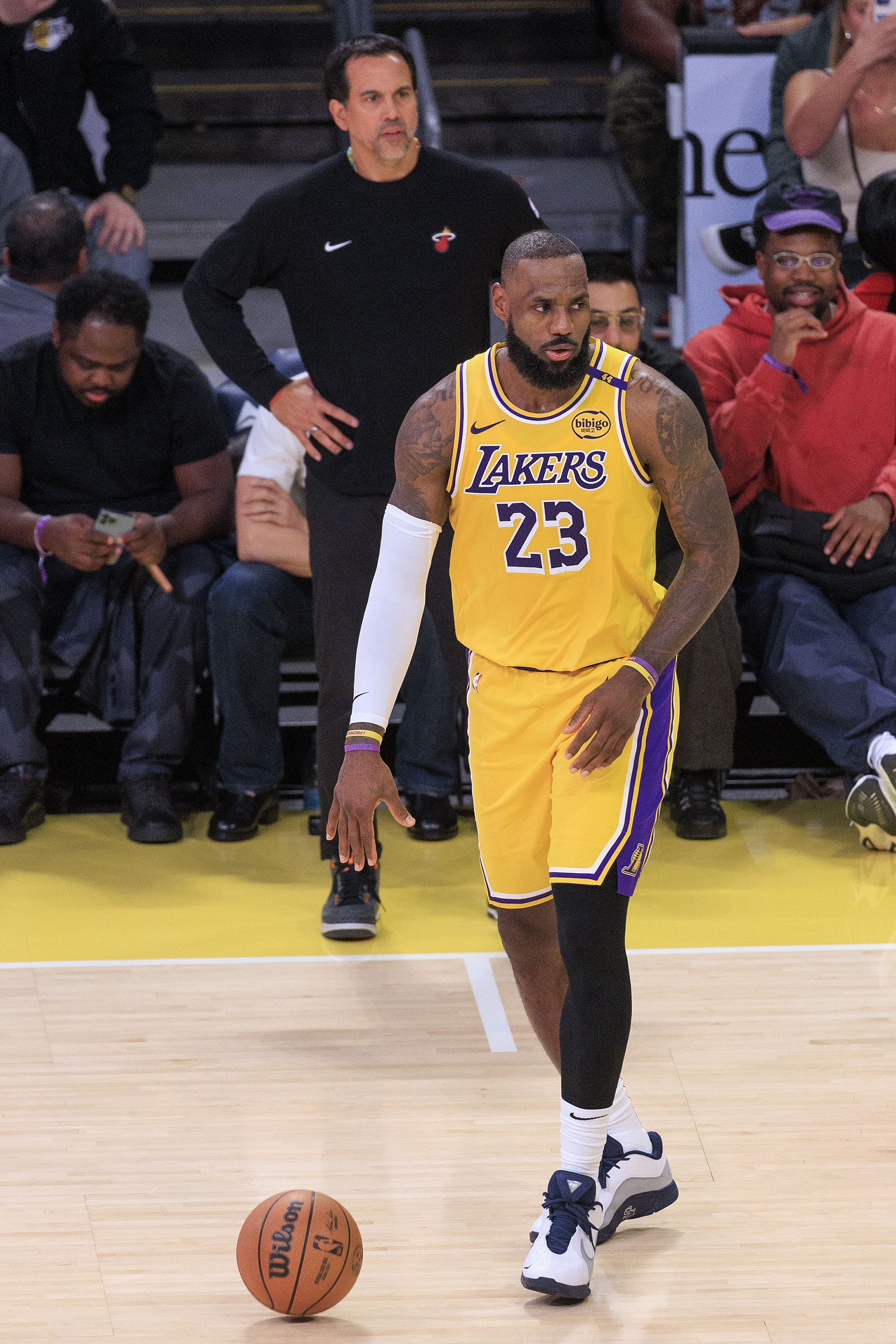 鮑仁君:放幾年前 詹姆斯下面去騎士是最合理做法 但現(xiàn)在不好說了